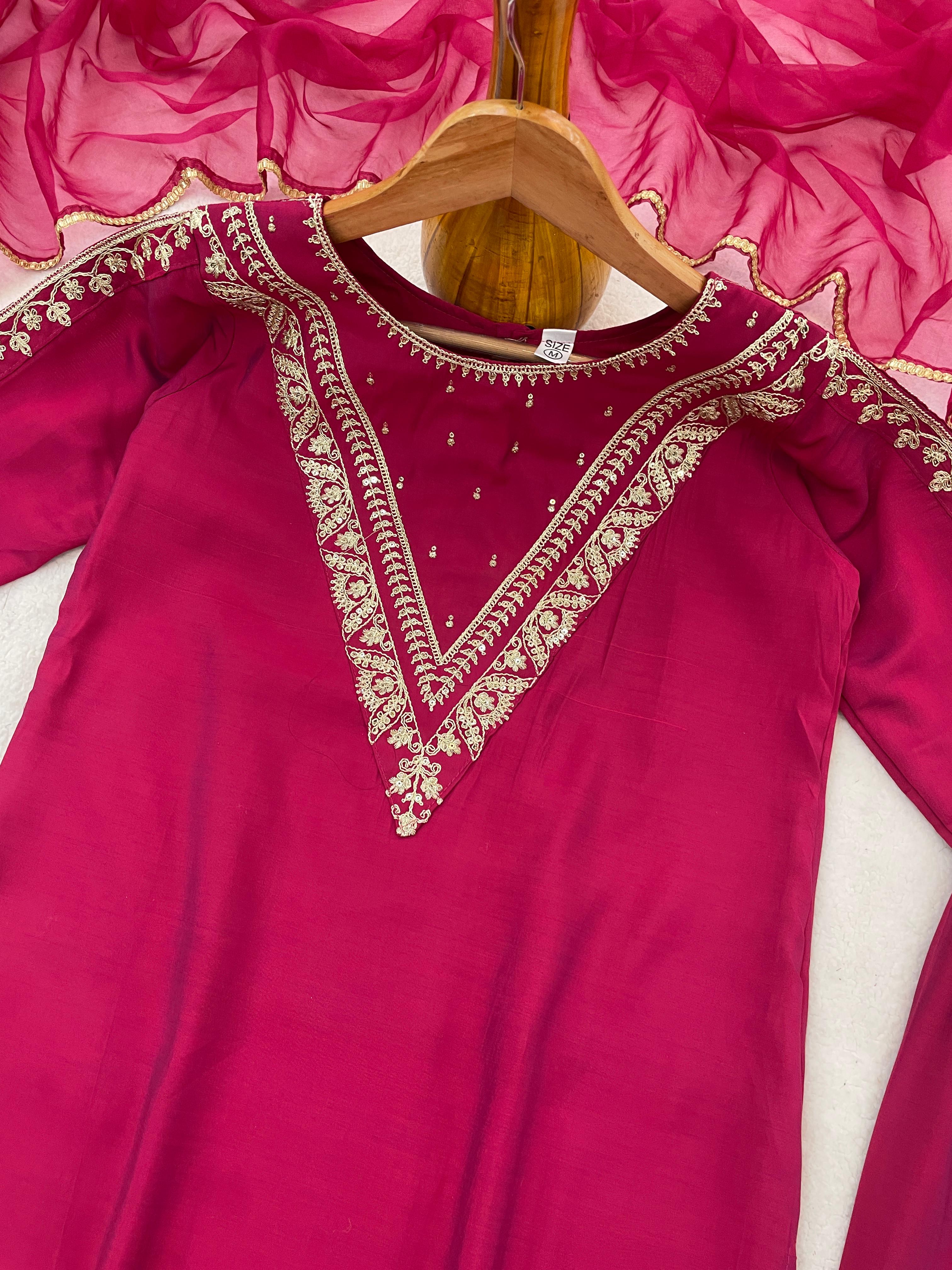 Presenting New Roman Fabric beautiful suit set - Rani - image_03_2f8704bcd7d1.jpg