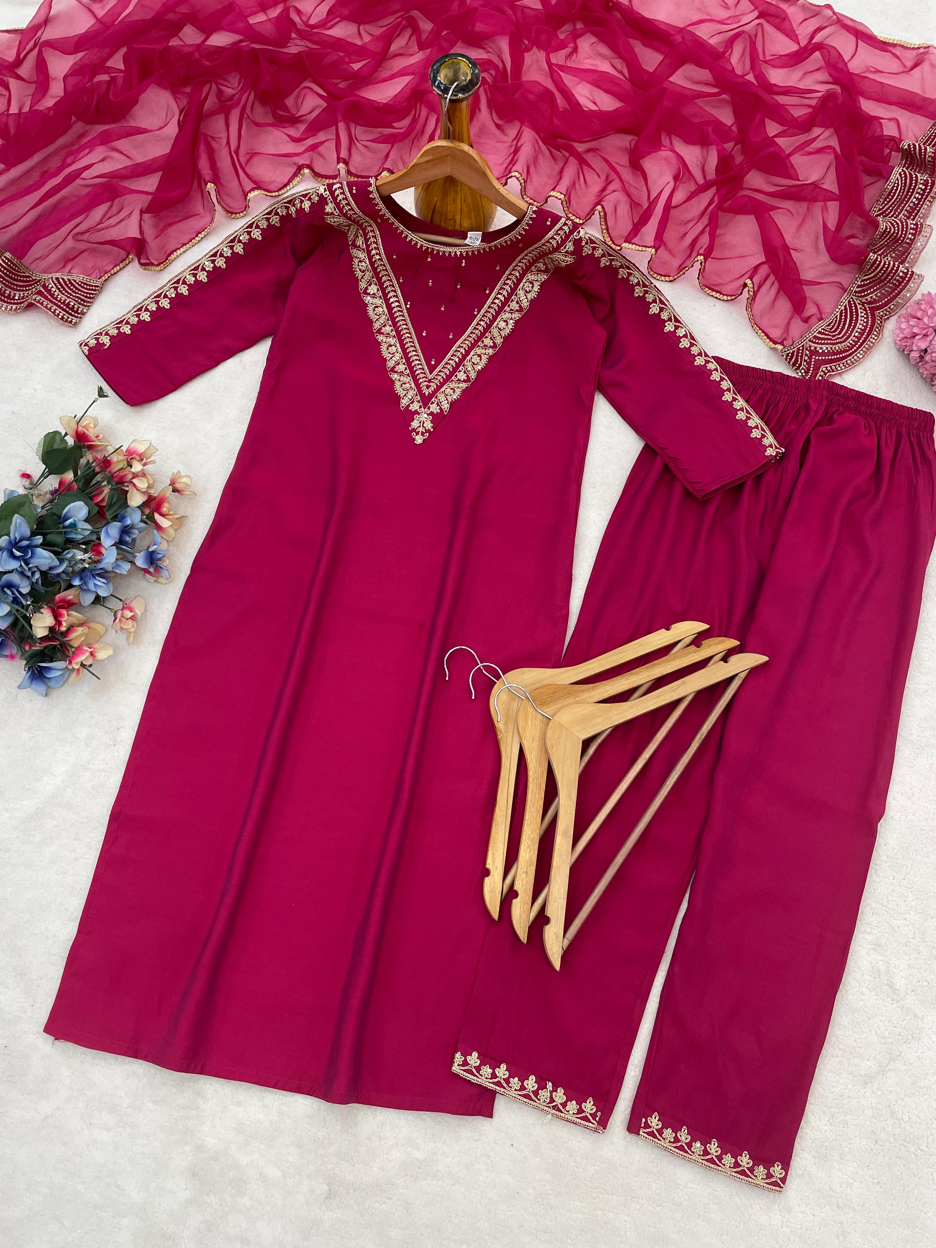Presenting New Roman Fabric beautiful suit set - Rani - image_04_125f4ce688b7.jpg