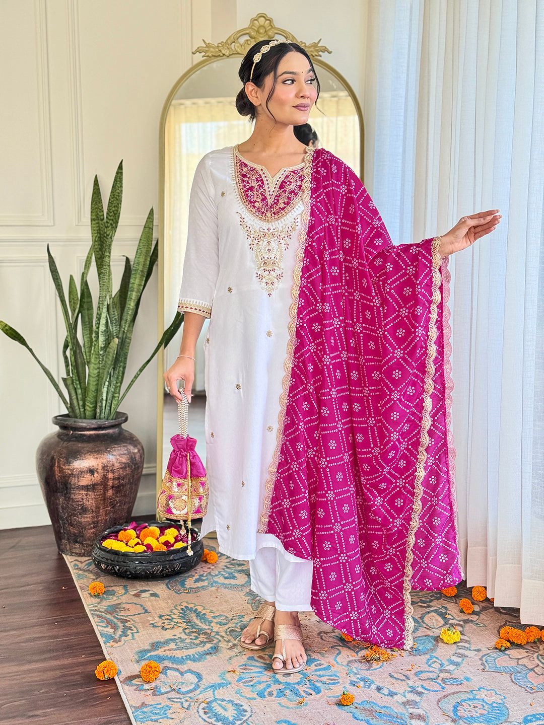 Presenting New Roman Fabric beautiful suit set - White - image_01_5d978ef2ea4a.jpg