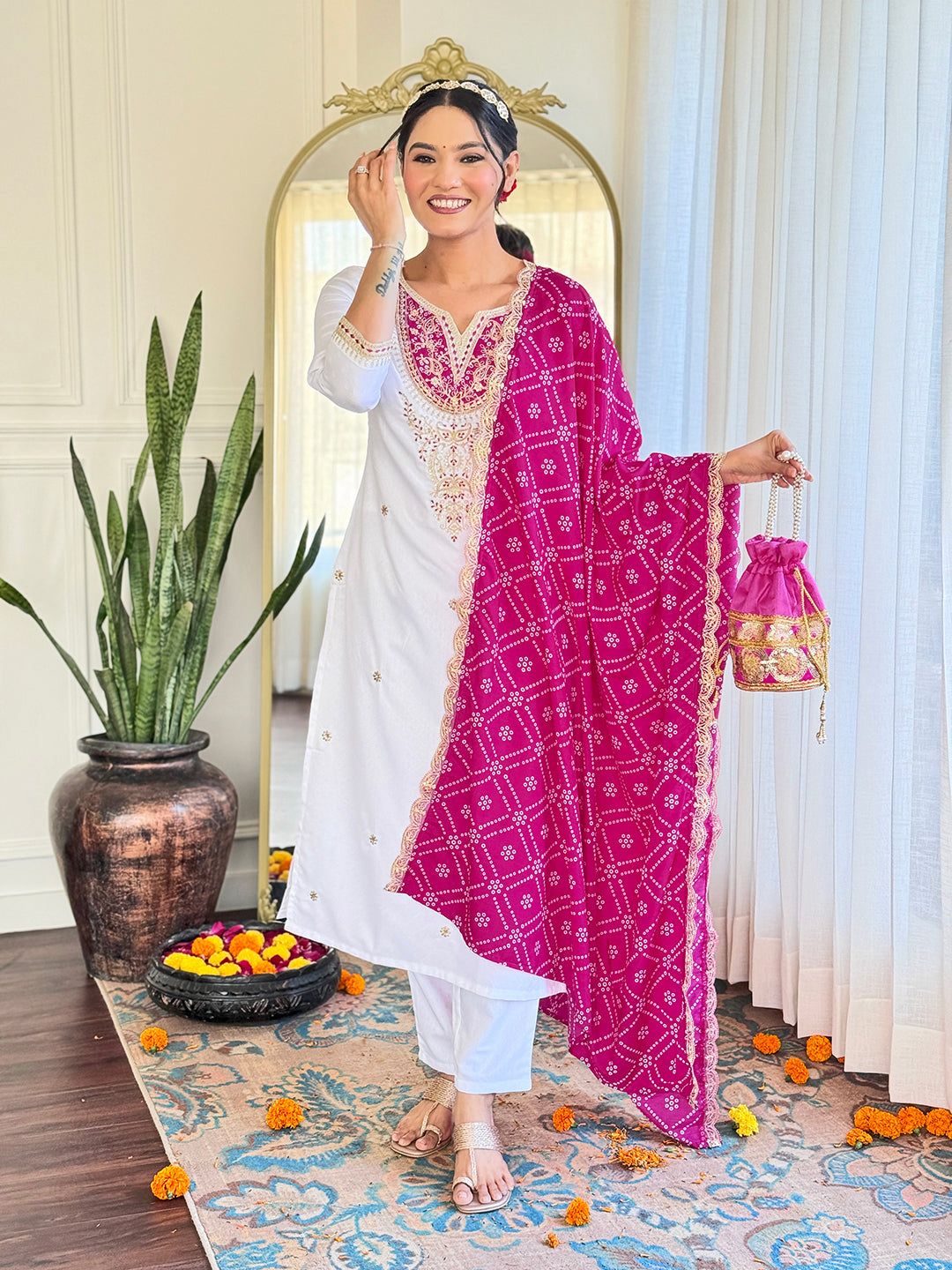 Presenting New Roman Fabric beautiful suit set - White - image_03_73623d6647b4.jpg